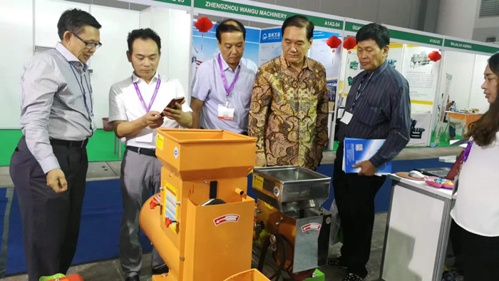 農(nóng)家寶機(jī)械 印度尼西亞展會雅加達(dá)成功參展，并收獲滿滿